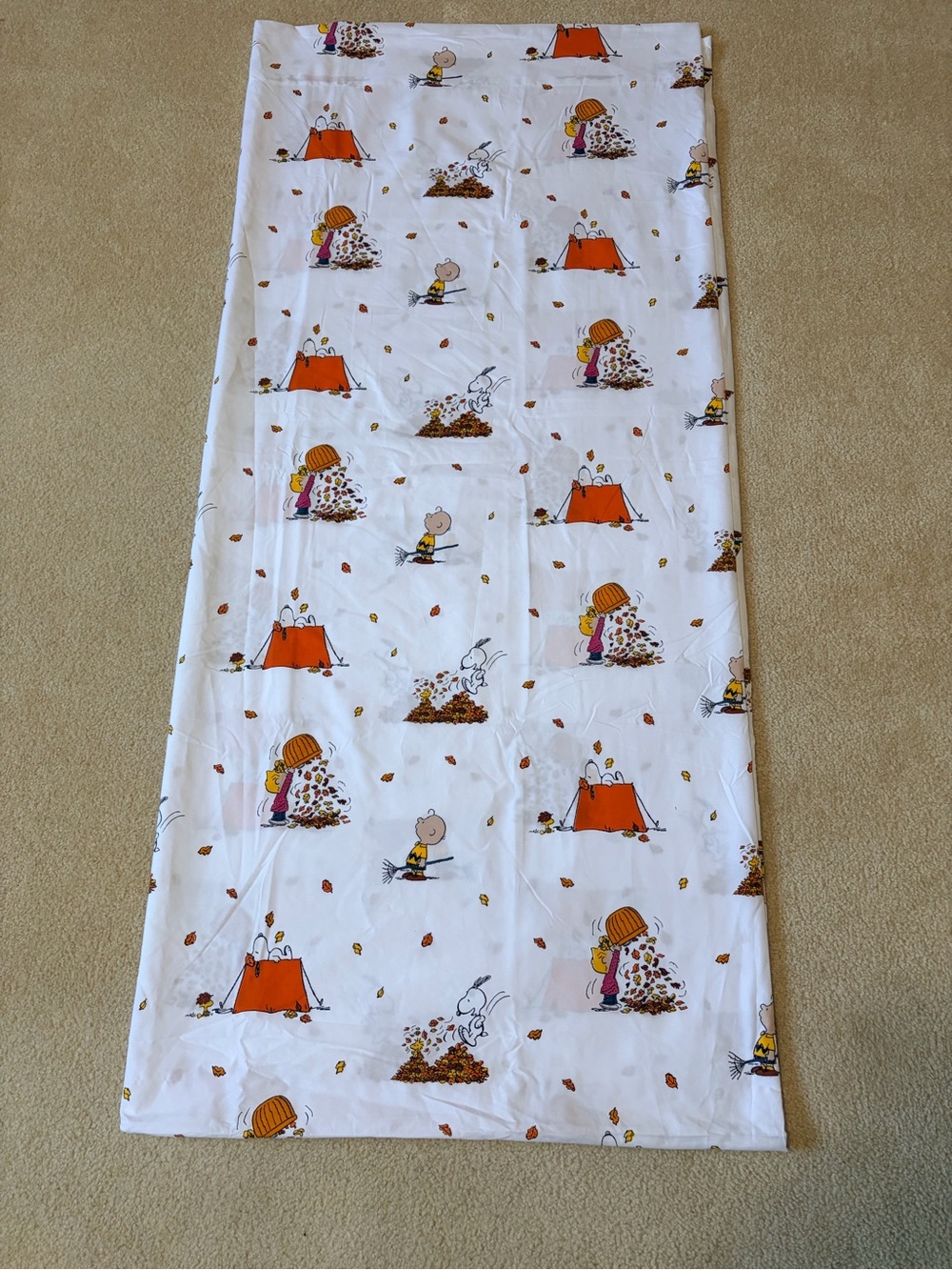 PEANUTS Fully Licensed TWIN Flatbed Bed Sheet by Berkshire Blanket & Home Co.